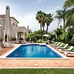 Millennium Luxury Relaxing Location