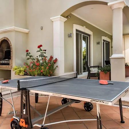 Villa Millennium Luxury Relaxing Location