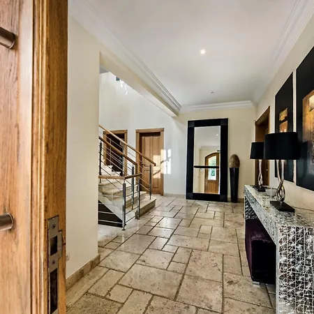 Millennium Luxury Relaxing Location